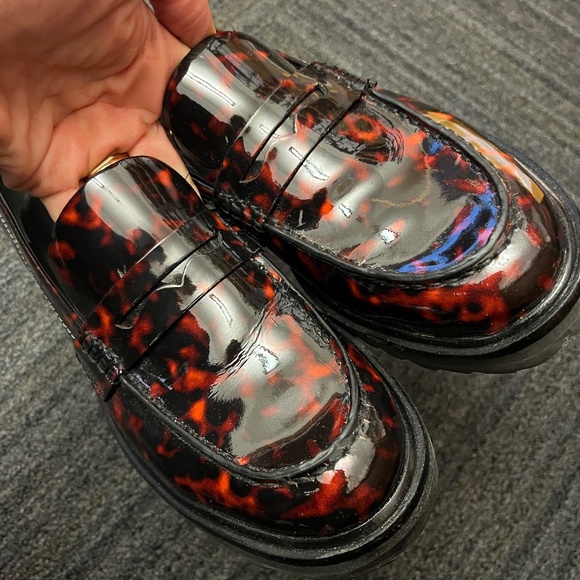 Reformation Agathea Chunky Loafer Patent Tortoise  sz 9 - Picture 6 of 8